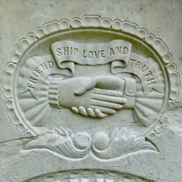 Le choix d'une plaque funéraire : Comment le faire ?